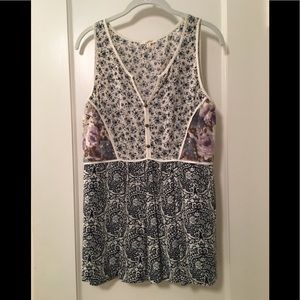 Sleeveless floral tee